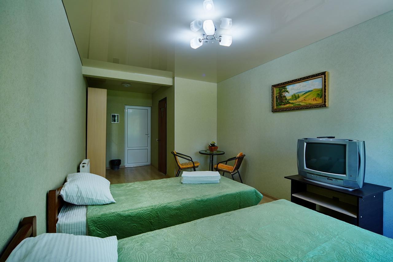 Domashniy Hotel Kamianets-Podilskyi Exterior foto